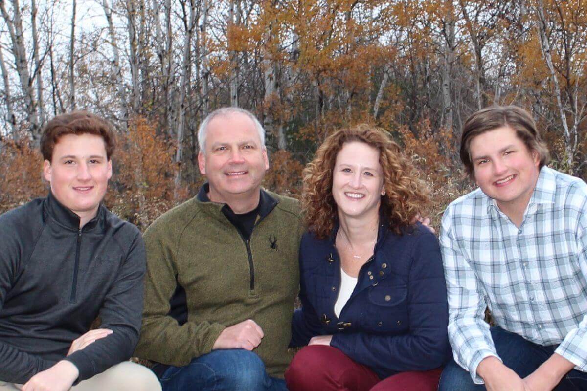 Photo of Stephanie Grahek and her family