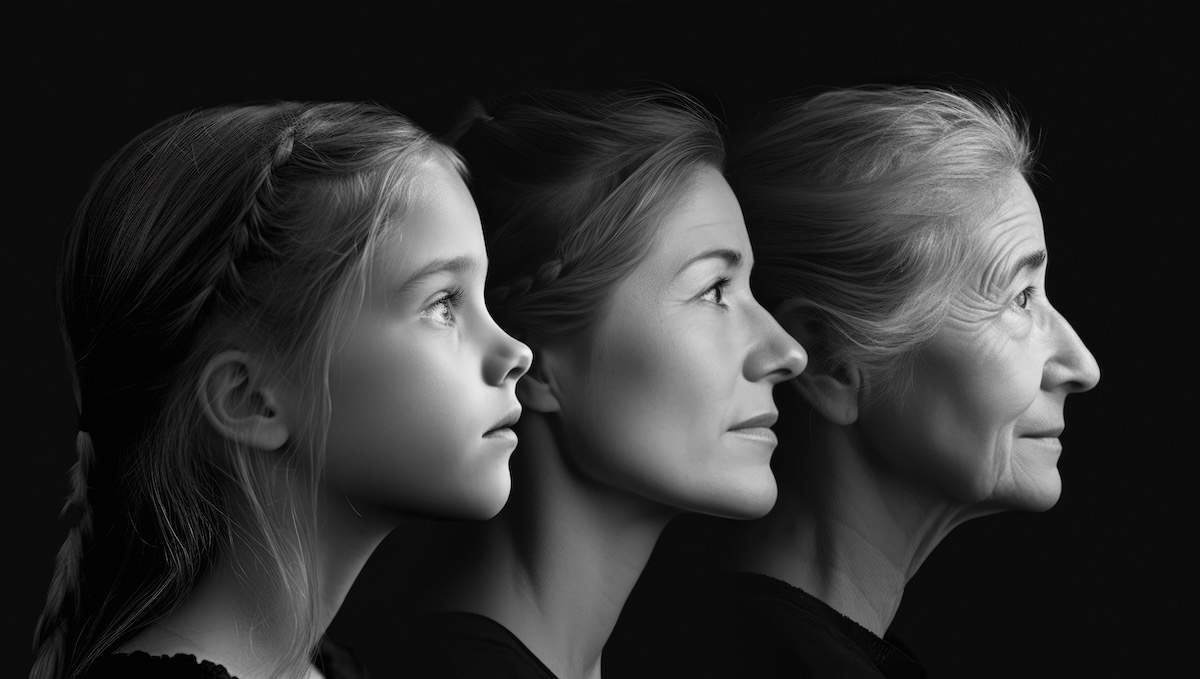 Photograph of three generations of women for the promotion of the Winter-Spring APP CME event on Hereditary Cancer Syndromes