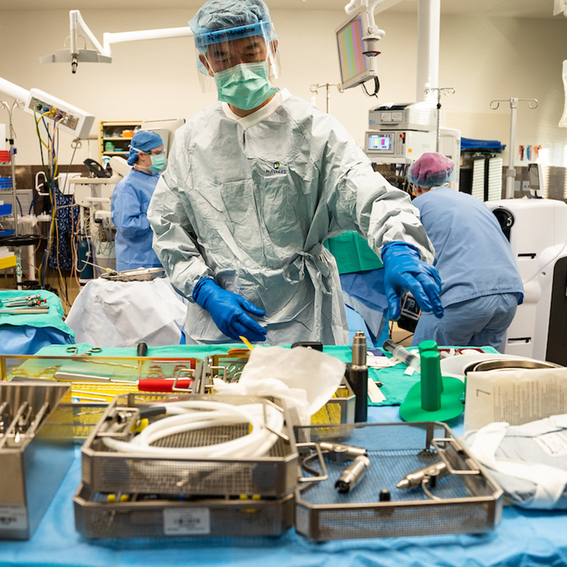 Photo of a surgeon at CentraCare preparing for a surgery