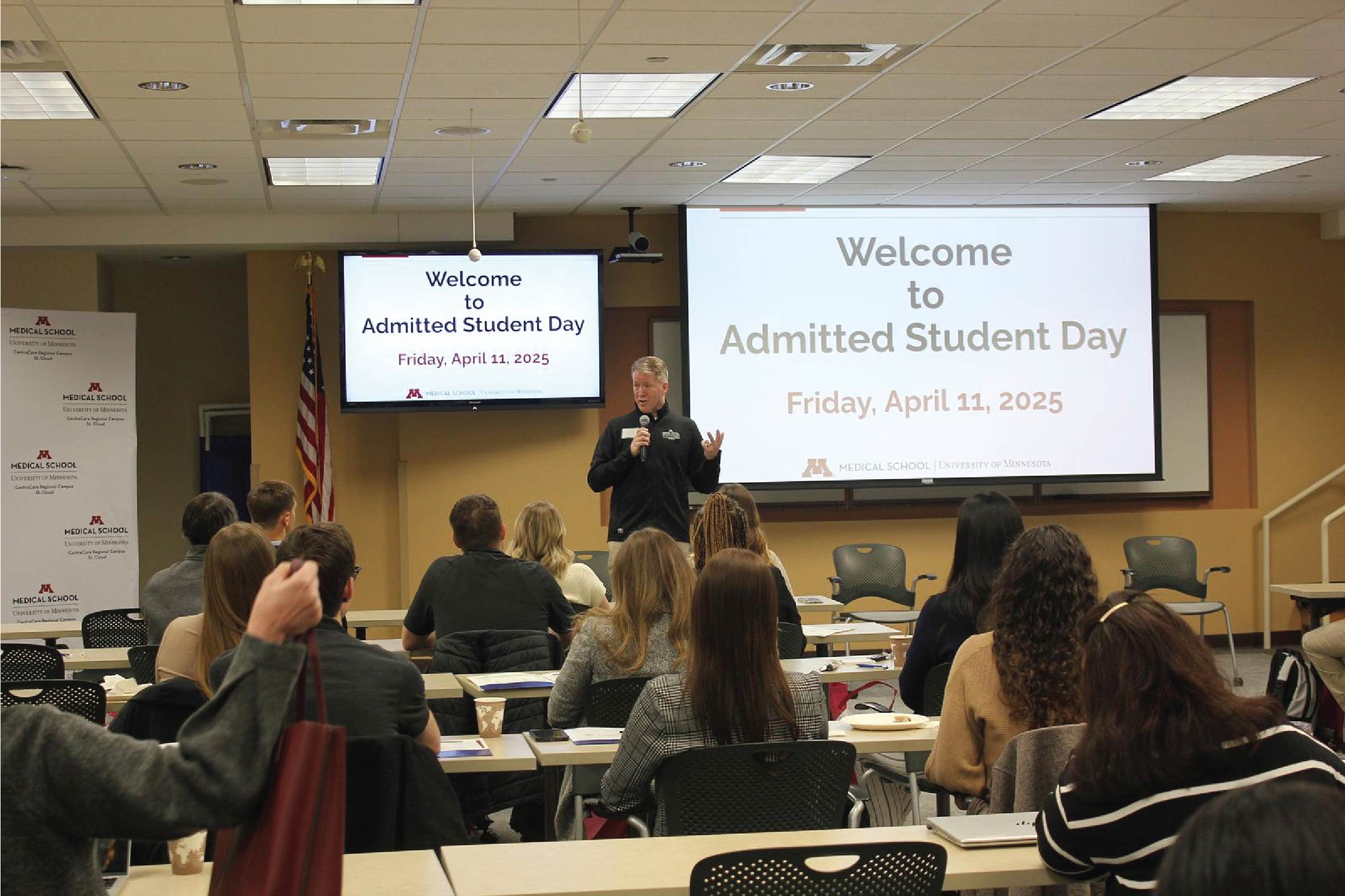 Photo of UMMS Admitted Students on Admitted Student Day